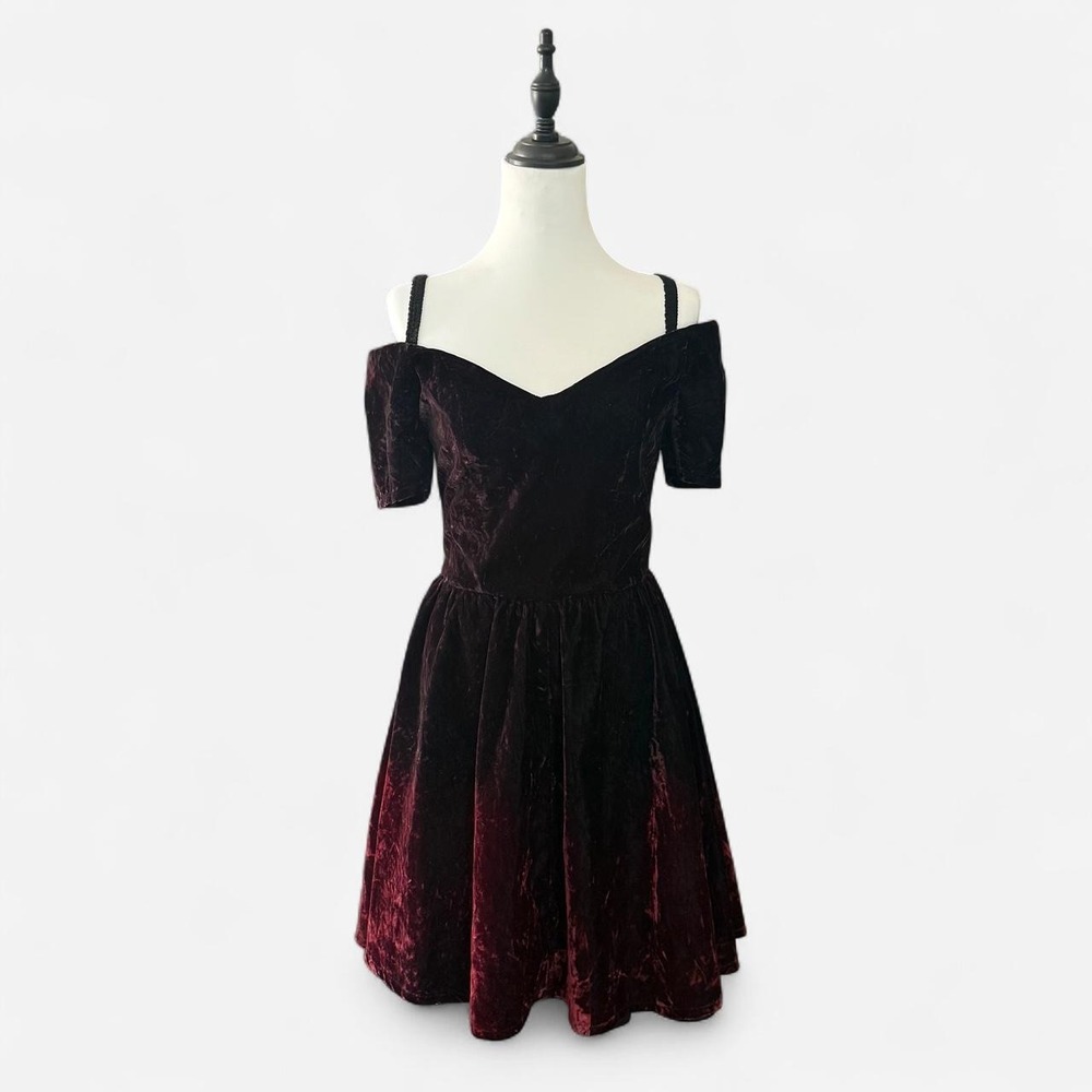 California Girl Vintage Red Velvet Off-The-Shoulder Skater Dress Size 7